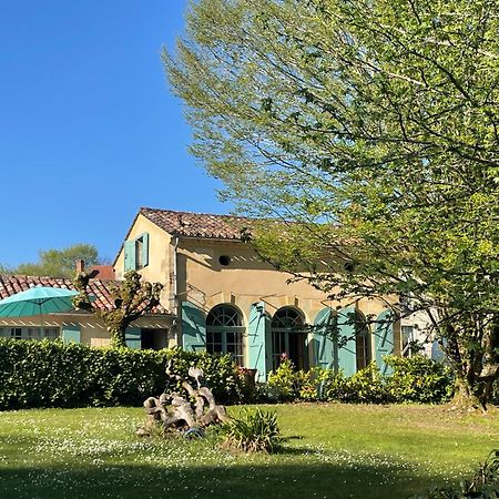 La Rebiere D'Or, B&B Et Gite Mouleydier Exteriör bild