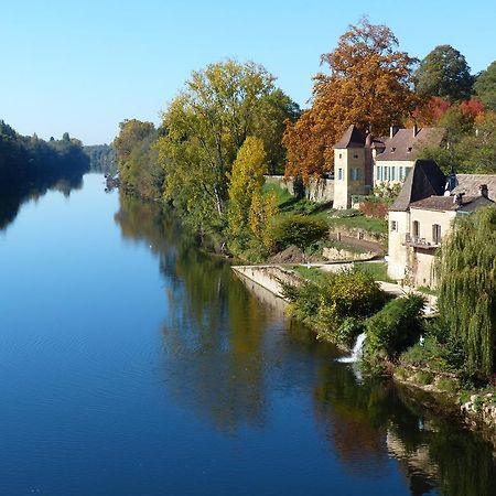 La Rebiere D'Or, B&B Et Gite Mouleydier Exteriör bild