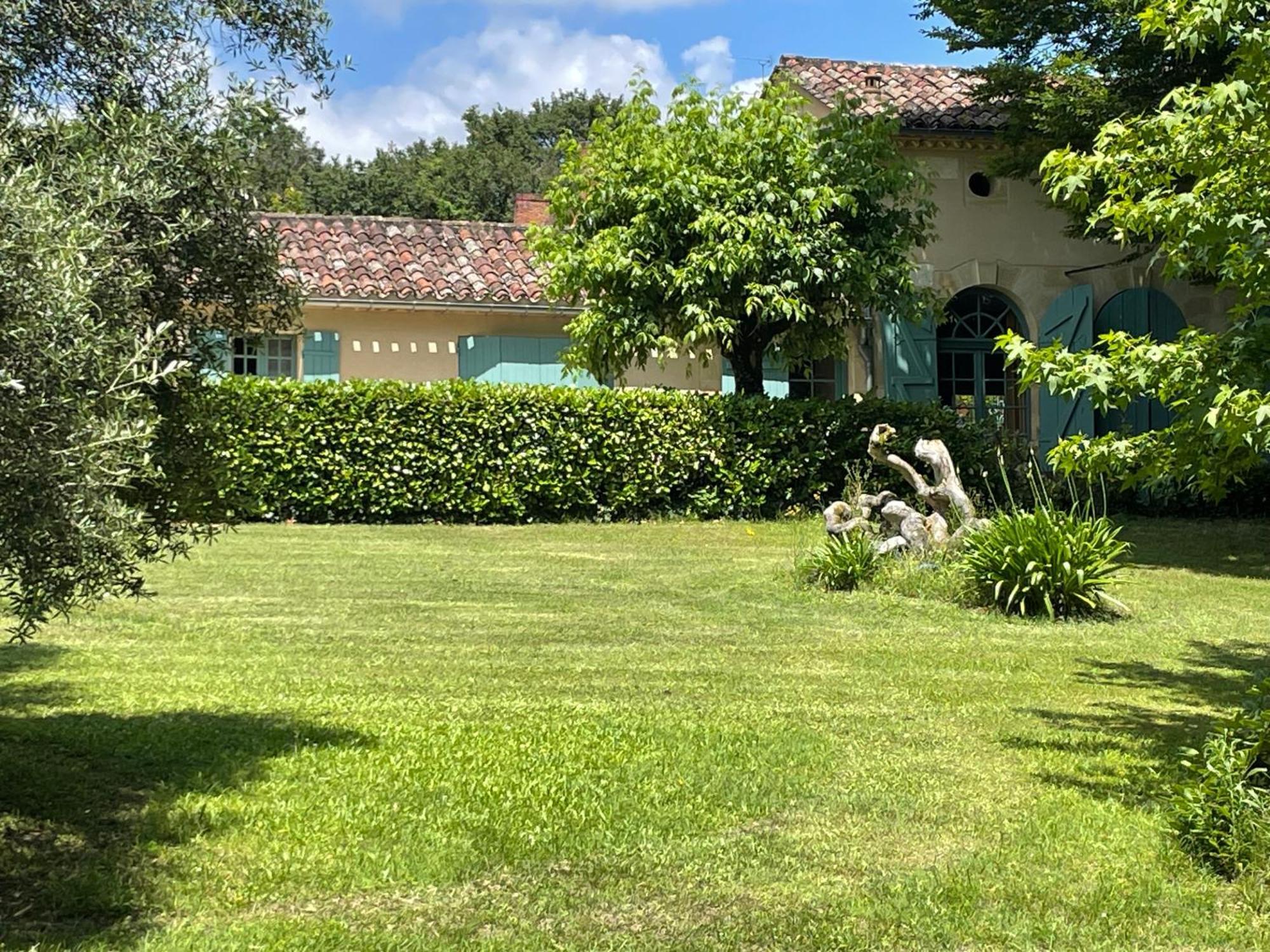 La Rebiere D'Or, B&B Et Gite Mouleydier Exteriör bild